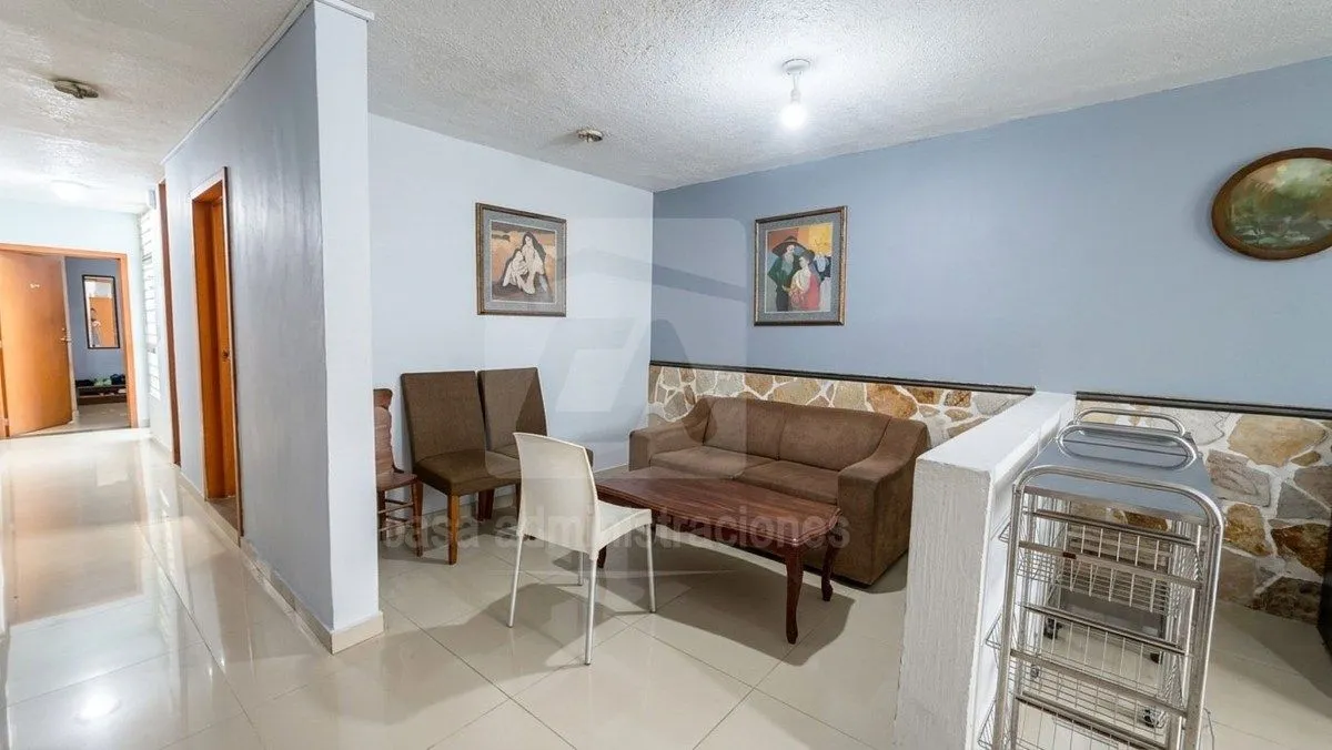 Foto 9 de CASA CON DEPARTAMENTOS INDEPENDIENTES CON EXCELENTE UBICACION ESTRATEGICA