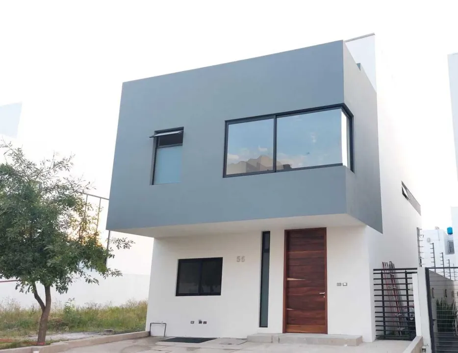 VENTA DE CASA EN BOSQUES VALLARTA, ZAPOPAN.