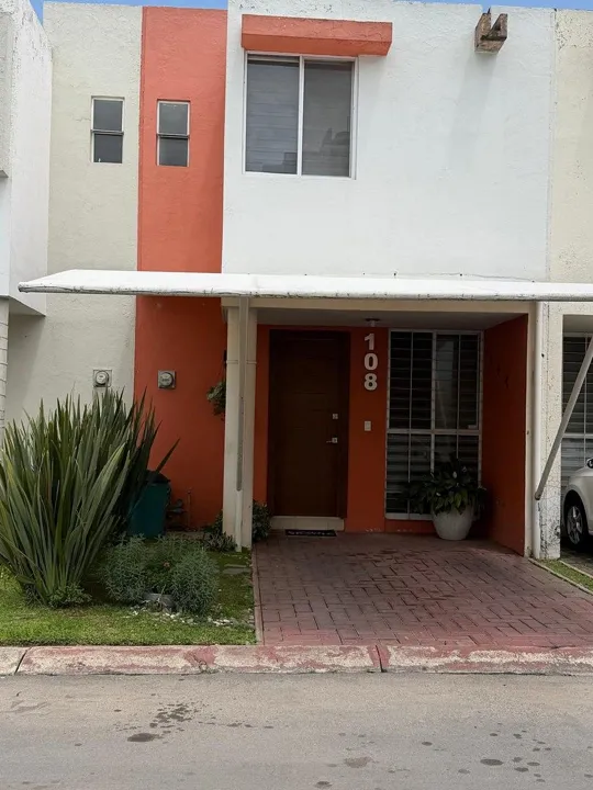 Foto 4 de Renta Casa Amueblada en Coto Loreto Santa Anita