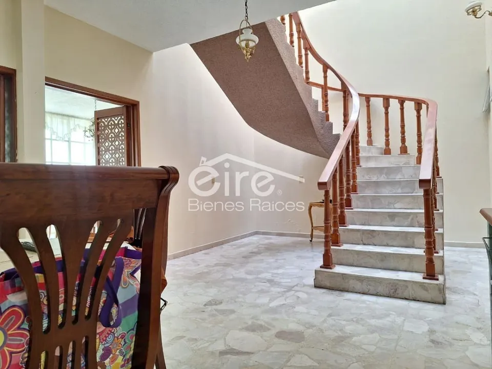 Foto 7 de Casa en venta en Prados Providencia, Guadalajara | 3 pisos, 6 habitaciones y ter
