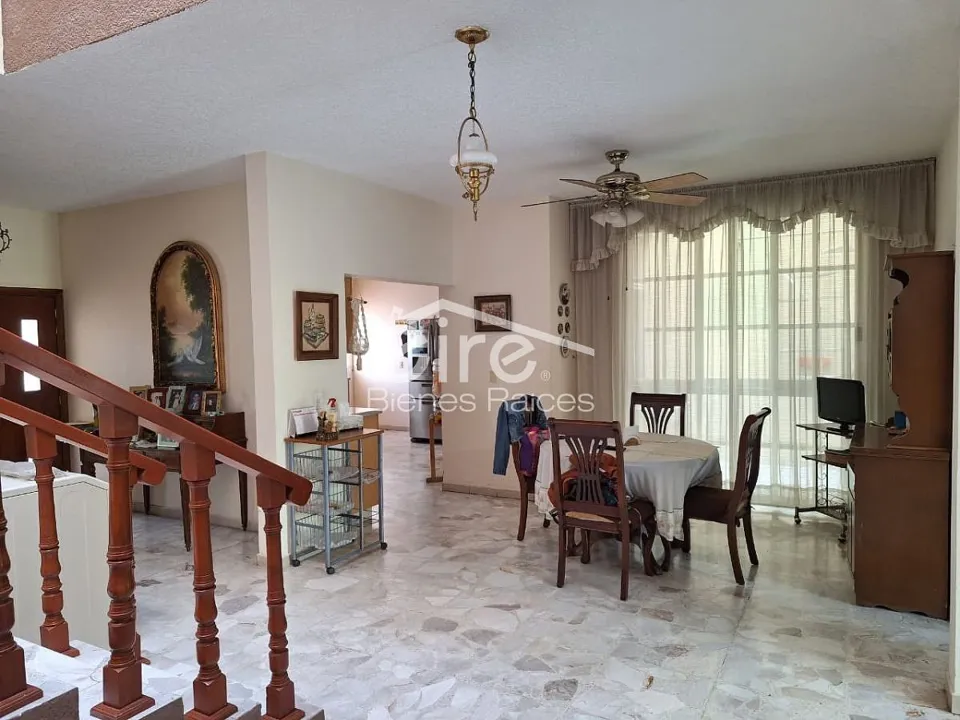 Foto 8 de Casa en venta en Prados Providencia, Guadalajara | 3 pisos, 6 habitaciones y ter