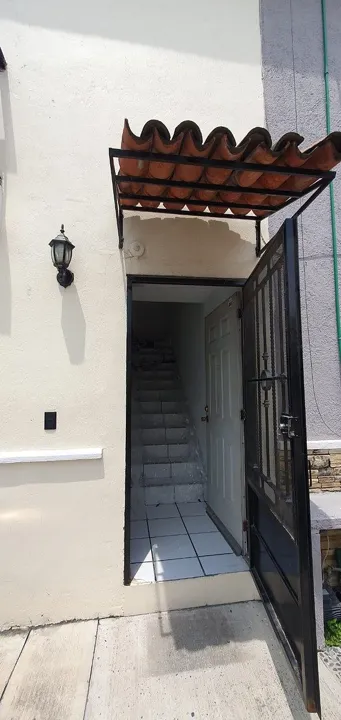 Foto 2 de CASA EN VENTA EN BALCONES DE SANTA MARIA