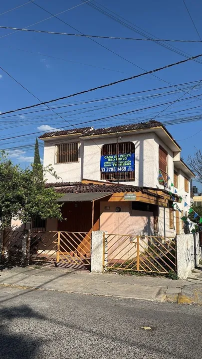 Propiedad en Colonia Guadalupana en esquina con gran potencial