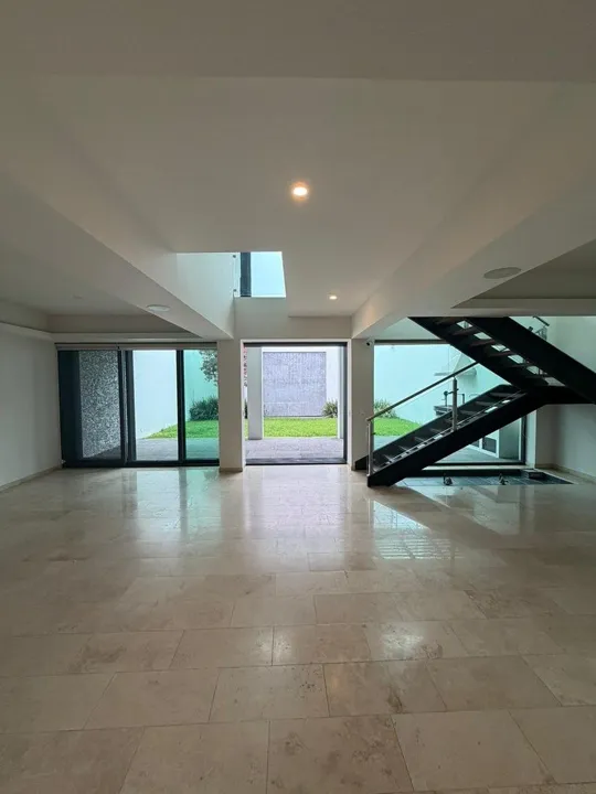 Foto 3 de CASA EN VENTA EN JARDINES VALLARTA