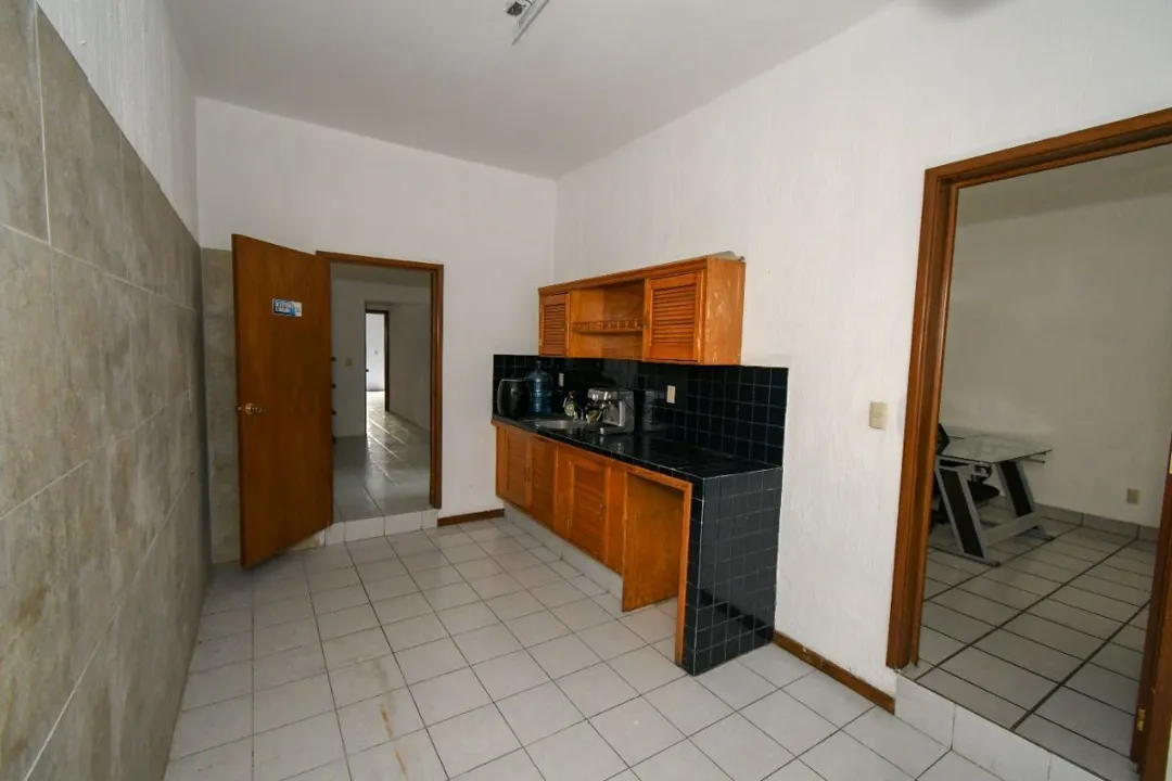 Foto 7 de Oficina  en venta, Guadalupe Zuno, Colonia Americana.