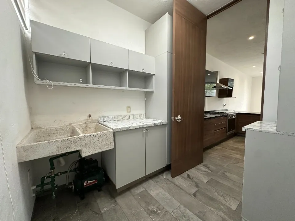 Foto 3 de Casa en venta en Avenida del Bosque Real, Valle Imperial, Zapopan