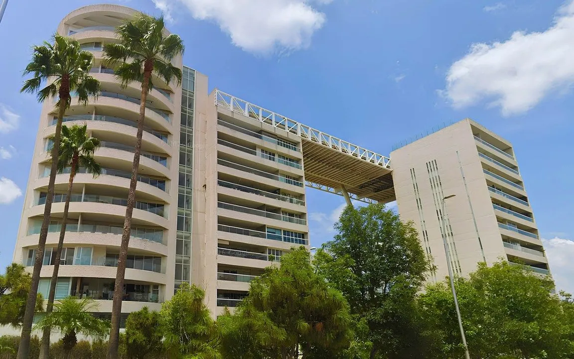 Exclusivo Departamento Amueblado en Venta y Renta en Zotogrande