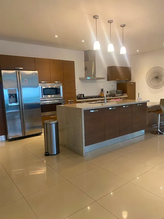 Foto 2 de Exclusivo Departamento Amueblado en Venta y Renta en Zotogrande