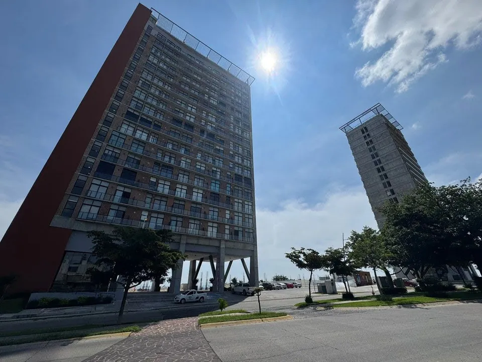 EXCLUSIVO DEPARTAMENTO EN RENTA, VALDEPEÑAS, ZAPOPAN