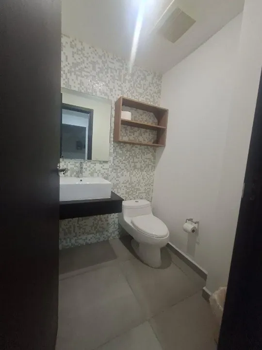 Foto 4 de Departamento en renta en Mexicaltzingo, Puerta de Hierro, Zapopan