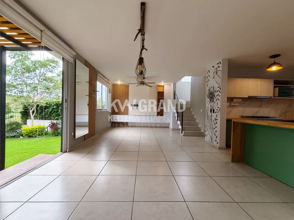 Foto 2 de Casa en Renta en Colinas de San Isidro, Zapopan