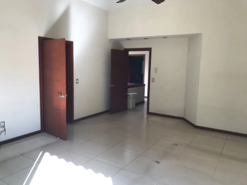 Foto 9 de Casa en venta en Azaleas, Bugambilias, Zapopan