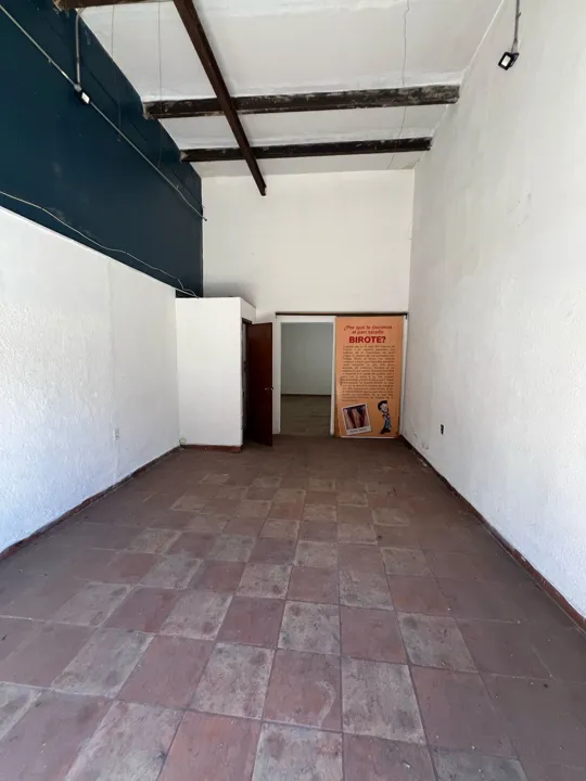 Foto 7 de Terreno uso de suelo mixto con locales comerciales, permite desarrollo vertical