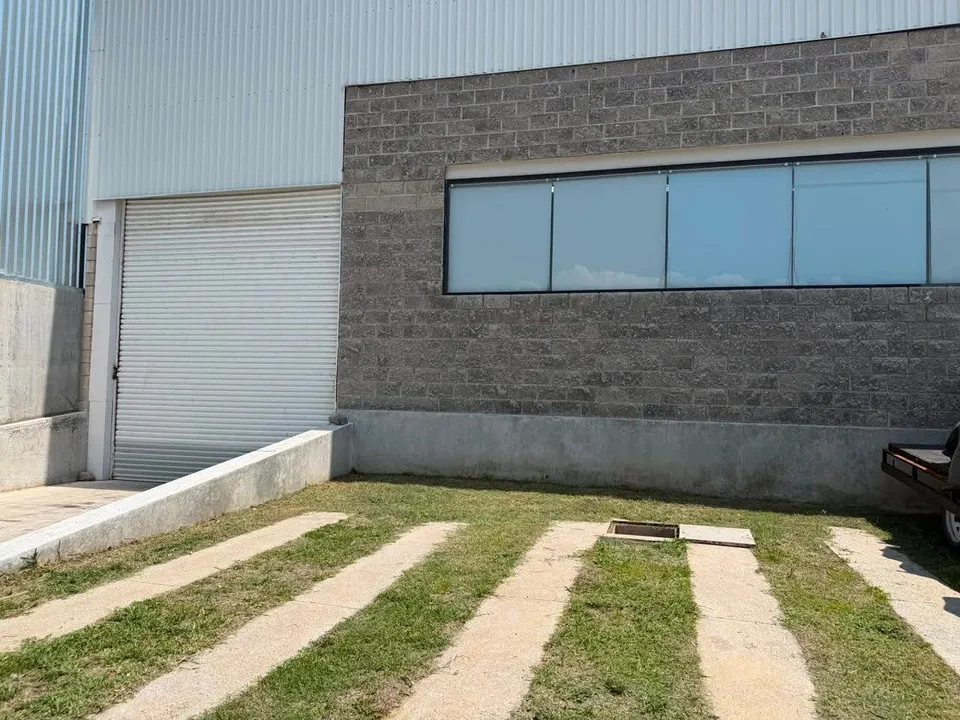 Bodega industrial en renta en Tlajomulco de Zúñiga con andén de carga |