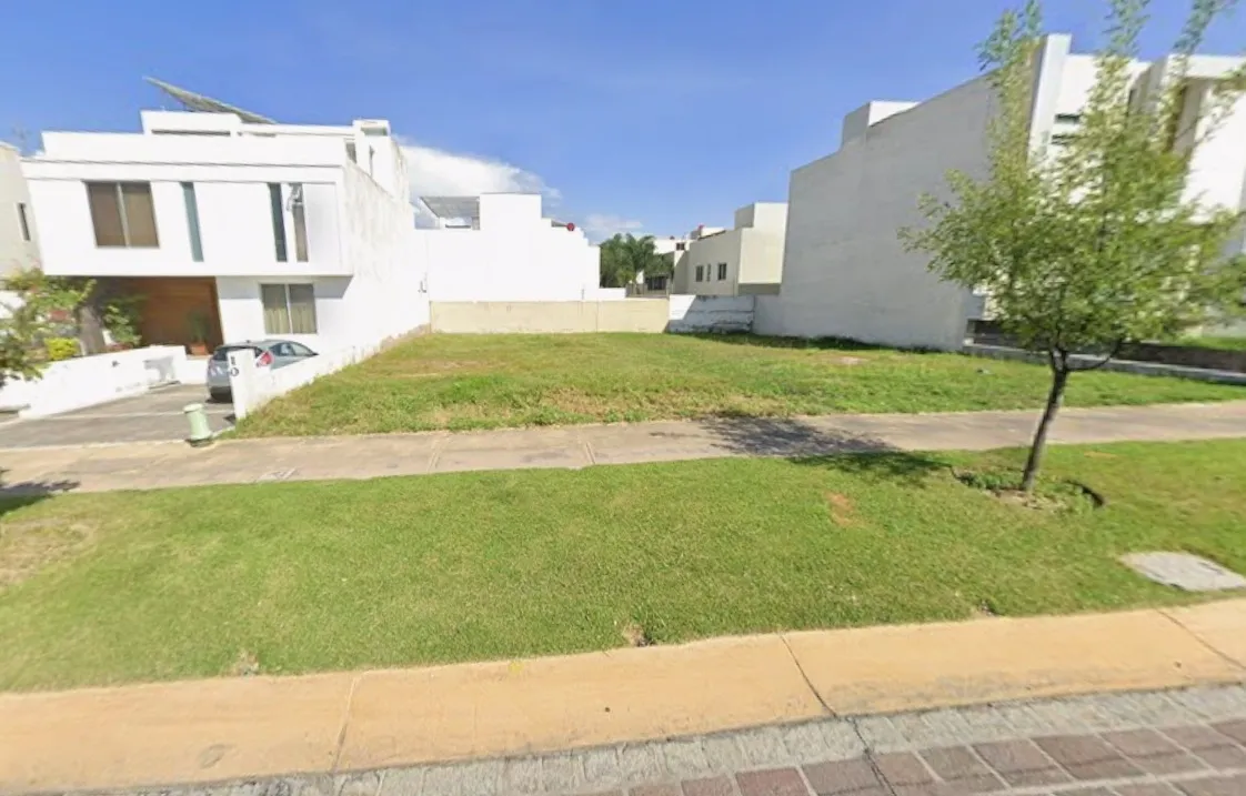Foto 2 de Terreno en venta en Boulevard Valle Imperial, Valle Imperial, Zapopan