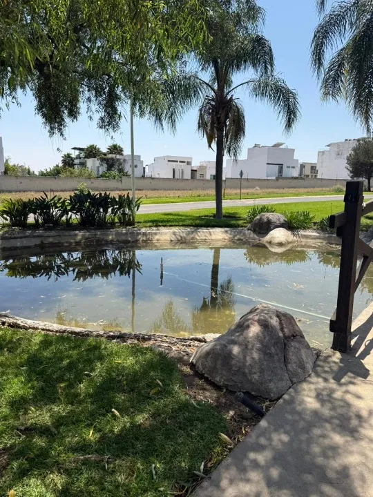 Foto 4 de Terreno en venta en Boulevard Valle Imperial, Valle Imperial, Zapopan