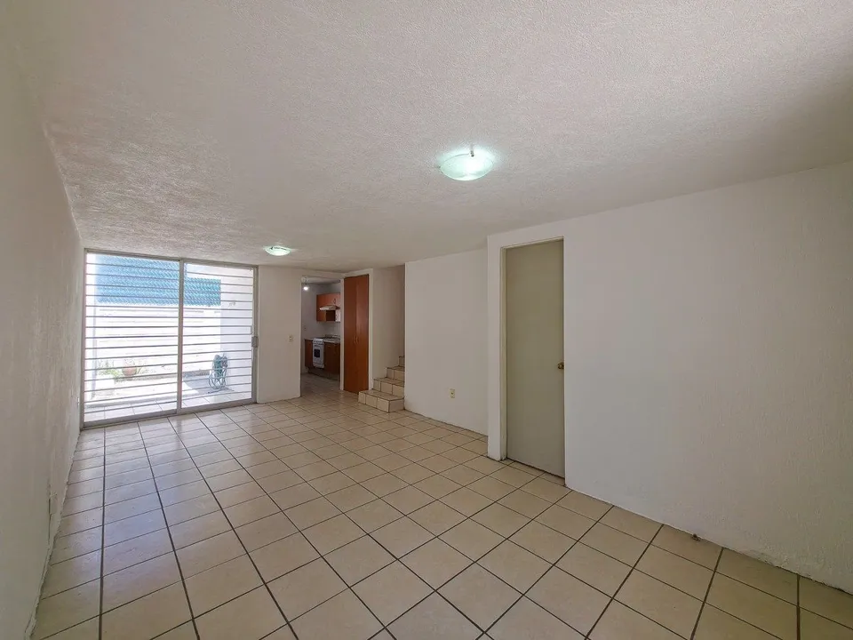 Foto 5 de Casa con amplio jardín en renta en Terralta