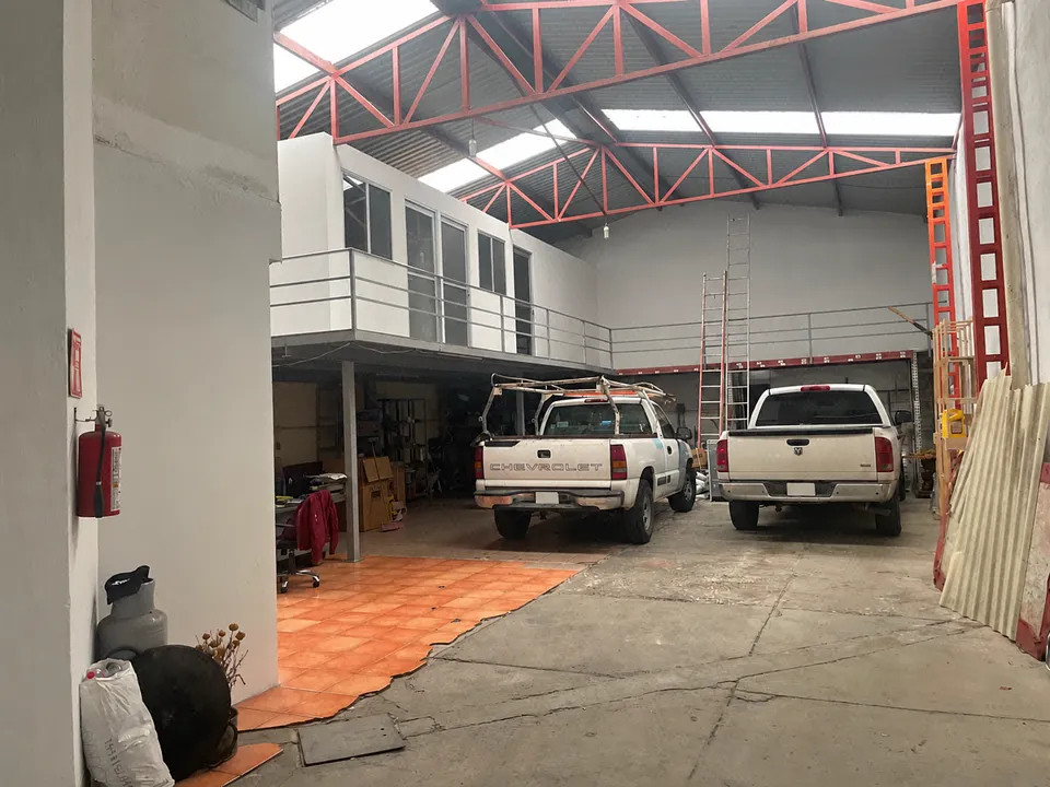 Foto 3 de Bodega en Venta a una cuadra de Marino Otero