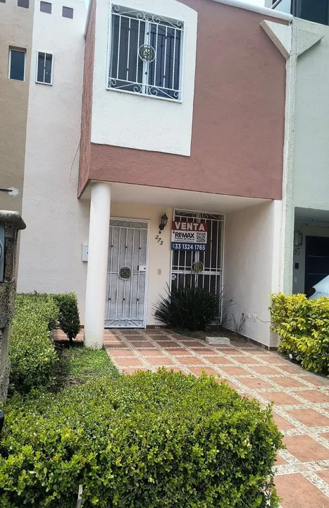 CASA EN VENTA, MISION JARDINES