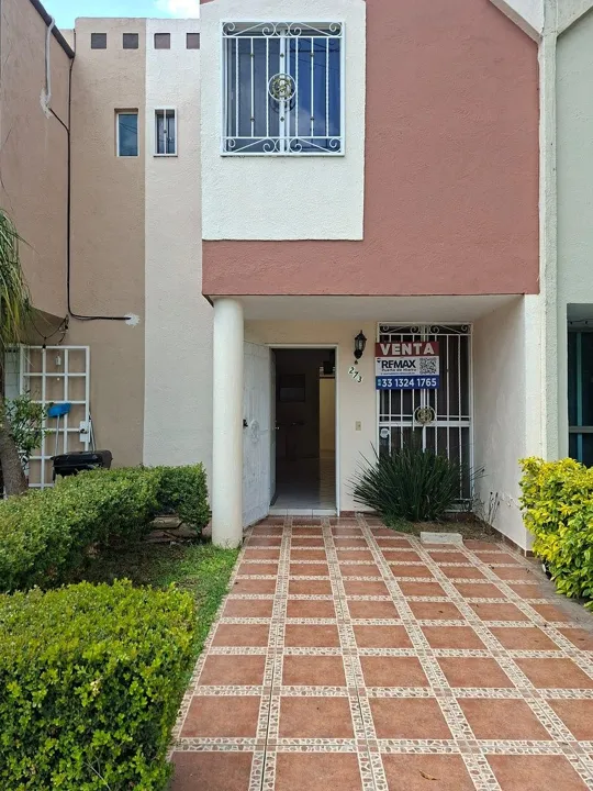 Foto 2 de CASA EN VENTA, MISION JARDINES