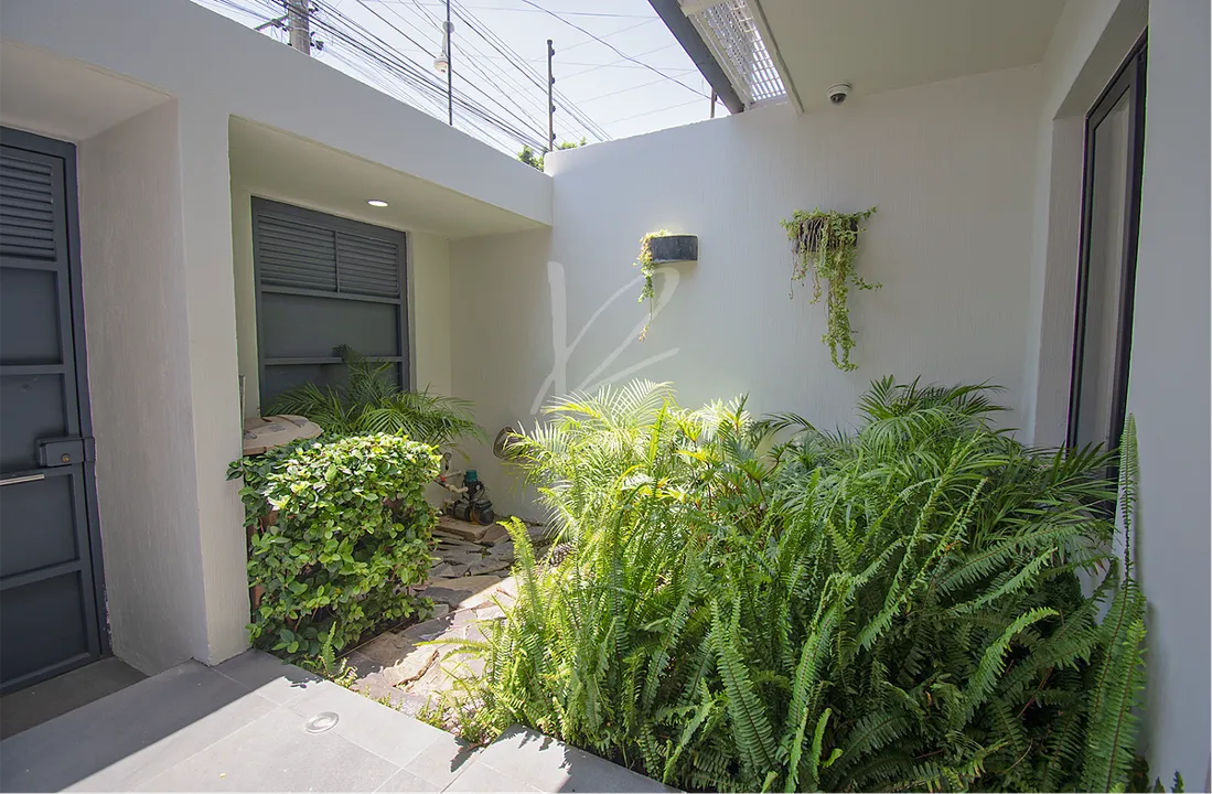 Foto 8 de HERMOSAS OFICINAS AMUEBLADAS EN VENTA, LISTAS PARA OPERAR, EN CAMINO REAL