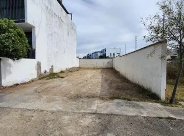 Foto 2 de Terreno en venta en Calle Paseo del Norte, Parques Vallarta, Zapopan