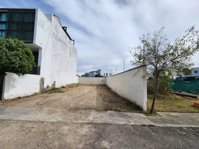 Foto 3 de Terreno en venta en Calle Paseo del Norte, Parques Vallarta, Zapopan