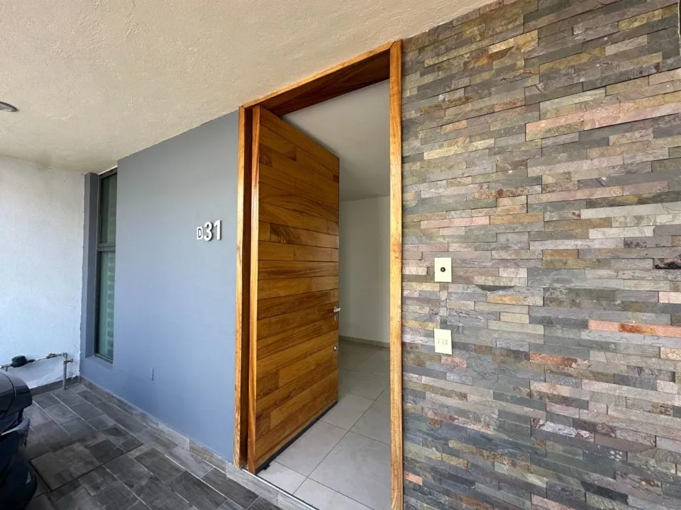Foto 2 de Casa en venta en Loma de los Cedros, Bosque Real, Tlajomulco