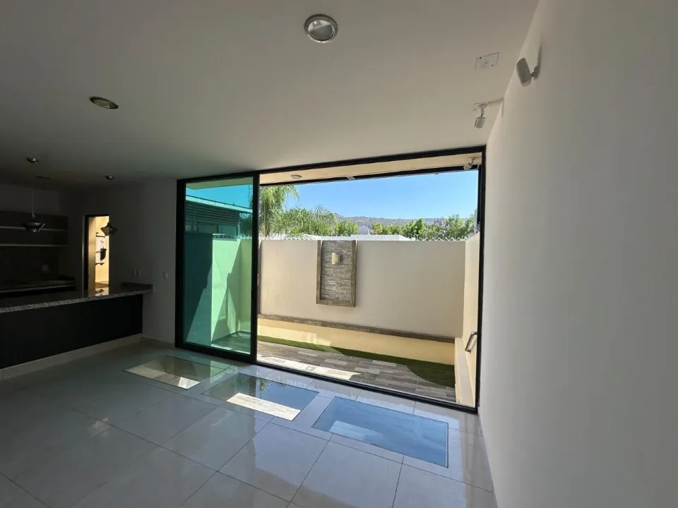 Foto 9 de Casa en venta en Loma de los Cedros, Bosque Real, Tlajomulco