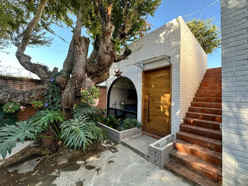 Foto 2 de Departamento en venta en Calle Cuitláhuac, Jardines del Sol, Zapopan
