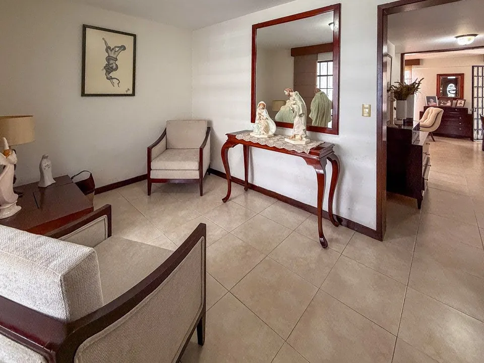 Foto 5 de Casa en Colinas de la Normal con jardín y terraza de arcos | 3 recámaras