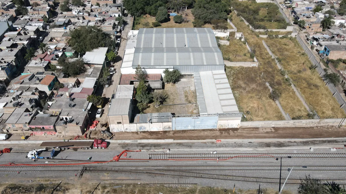 NAVE INDUSTRIAL EN VENTA EN LOMAS DEL 4 TLAQUEPAQUE
