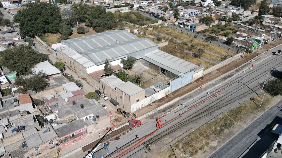 Foto 2 de NAVE INDUSTRIAL EN VENTA EN LOMAS DEL 4 TLAQUEPAQUE