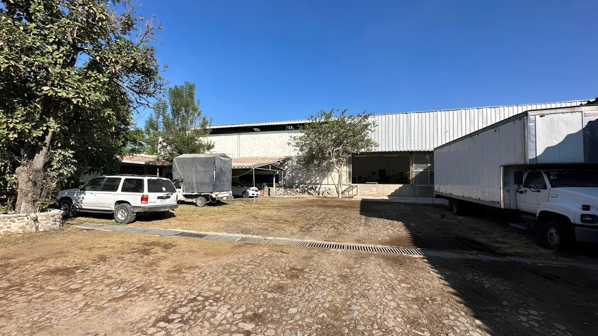 Foto 4 de NAVE INDUSTRIAL EN VENTA EN LOMAS DEL 4 TLAQUEPAQUE