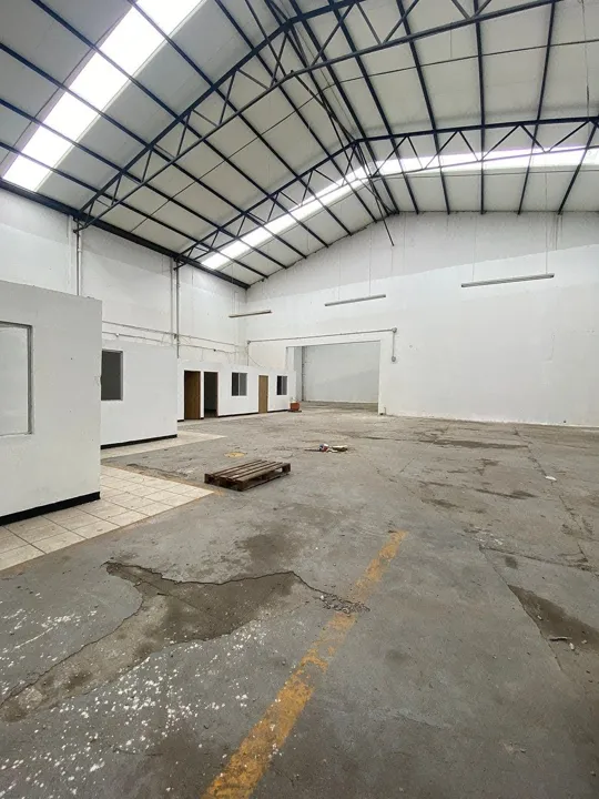 Foto 2 de En Renta-Bodega Comercial dentro de zona metropolitana de Guadalajara!!