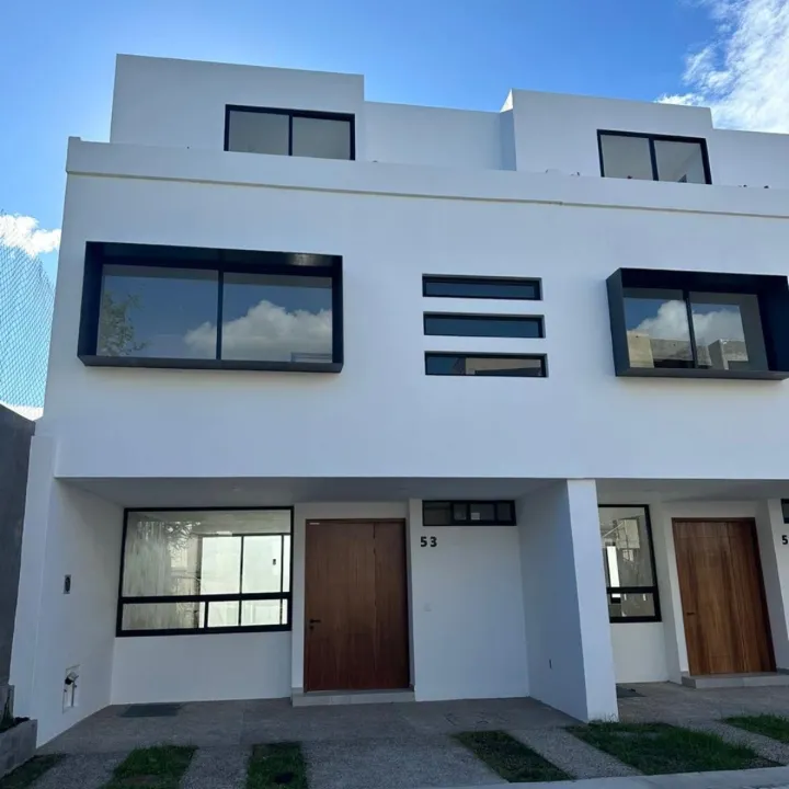 Casa en venta en Guardia Nacional, Santa Ana Tepetitlán, Zapopan