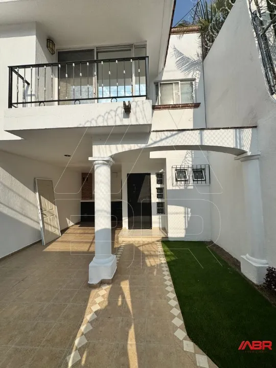 Foto 2 de Casa en venta en MILLET, La Estancia, Zapopan