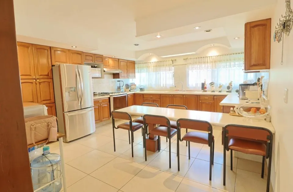 Foto 4 de Casa en venta en Mercaderes, Jardines del Country, Guadalajara