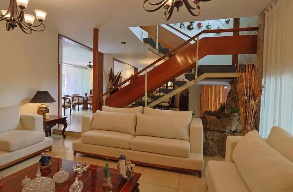 Foto 6 de Casa en venta en Mercaderes, Jardines del Country, Guadalajara