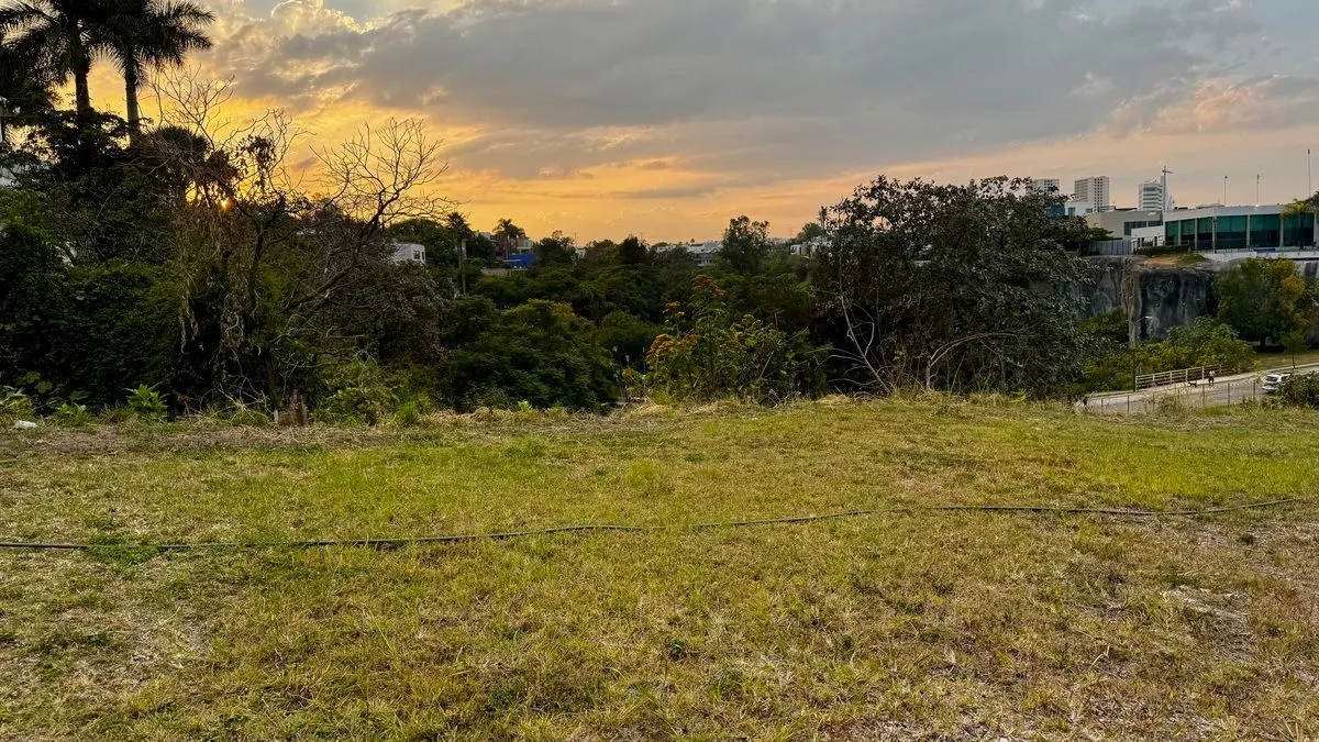 Foto 5 de TERRENO EN VENTA DENTRO DE COTO VIRREYES
