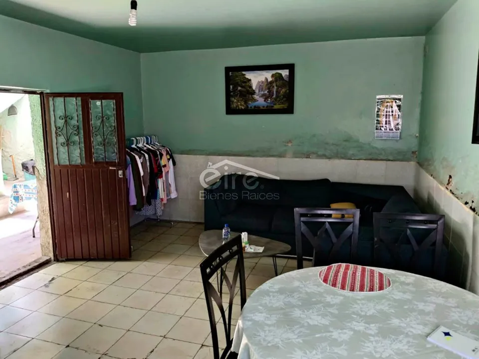 Foto 3 de Casa en venta en Balcones de Oblatos, Guadalajara | 2 niveles con acceso indepen