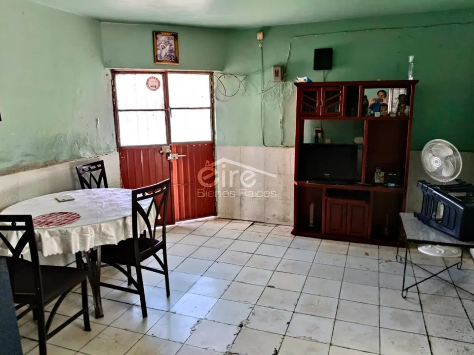 Foto 5 de Casa en venta en Balcones de Oblatos, Guadalajara | 2 niveles con acceso indepen