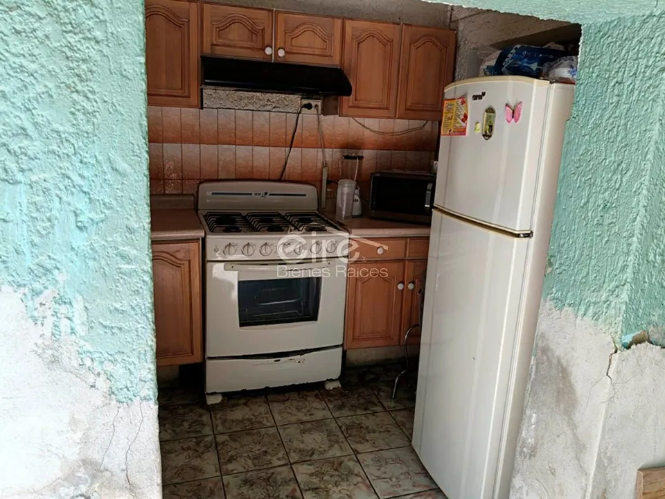 Foto 9 de Casa en venta en Balcones de Oblatos, Guadalajara | 2 niveles con acceso indepen