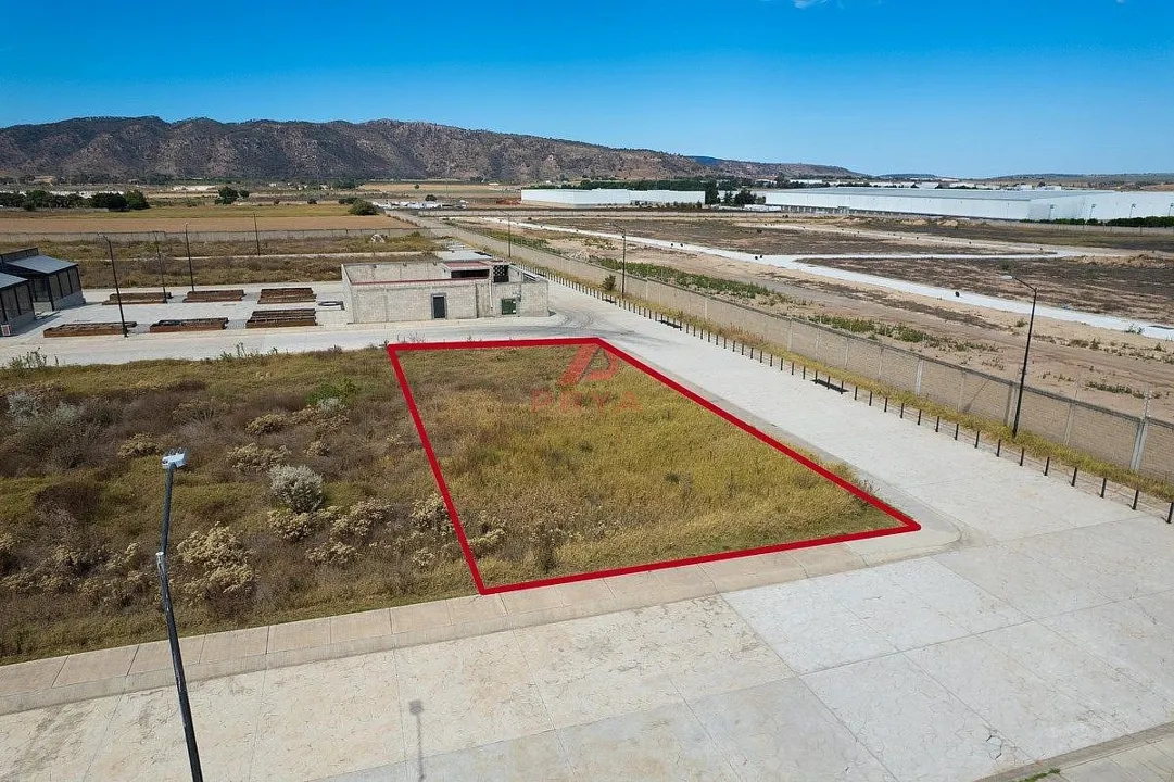 Foto 9 de Terreno en Venta  en Zapopan: 507 m² en Huertos Urbanos Habitat