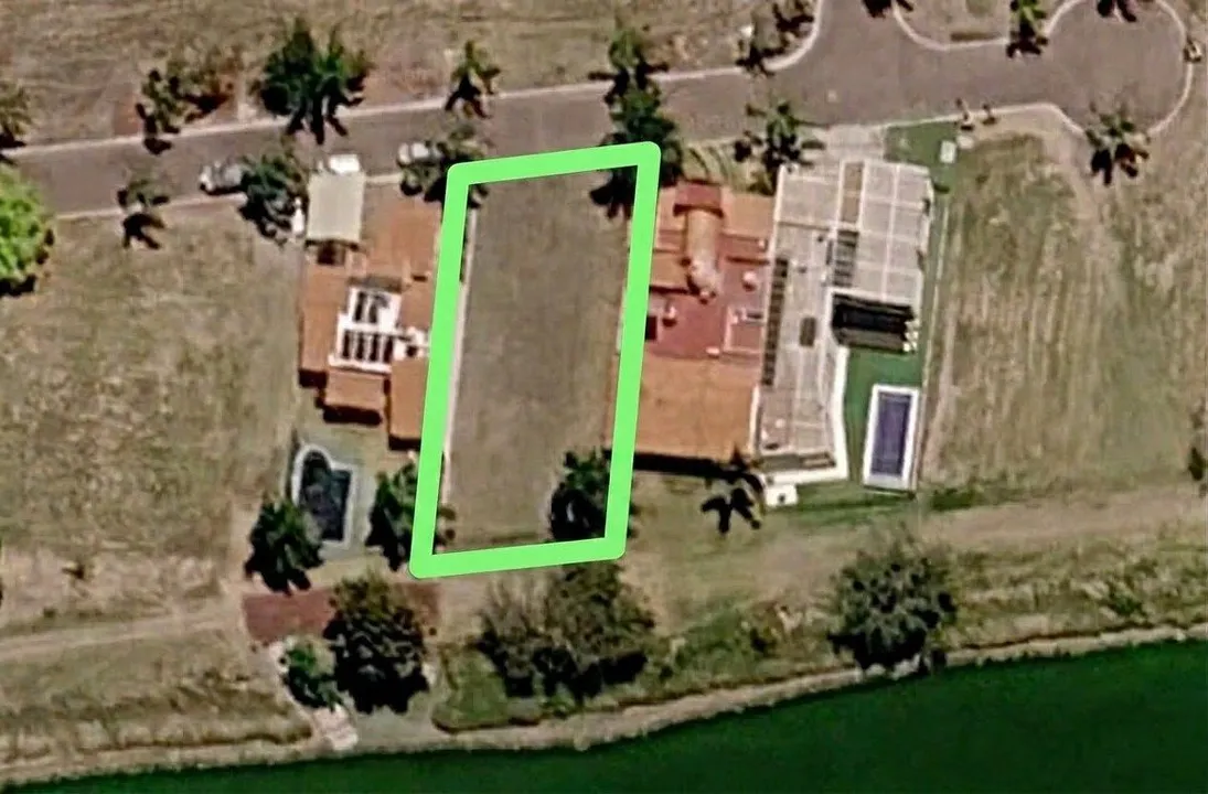 Foto 2 de Terreno en venta en Cajititlán