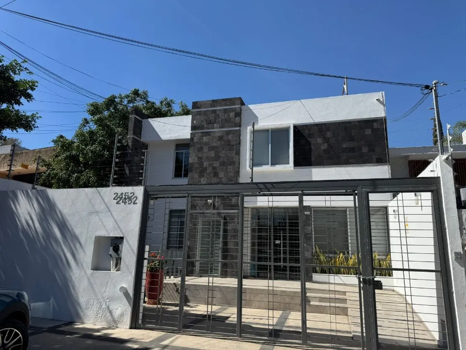 Foto 3 de Oficina en venta en Avenida Topacio, Verde valle, Guadalajara