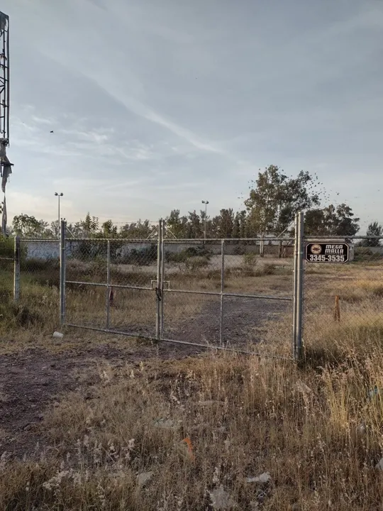 Foto 7 de Terreno en Venta con uso de suelo mixto, en Av. Adolf Horn, Tlajomulco de Zúñiga