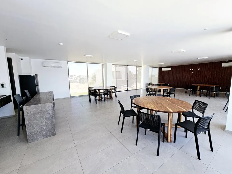 Foto 6 de Excelente Terreno Orientación Norte - Sur en Valle Imperial en Coto Privado