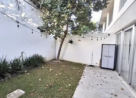 Foto 2 de Casa en Venta en Coto Privado en Ciudad Granja, Zapopan – Seguridad, Plusvalía