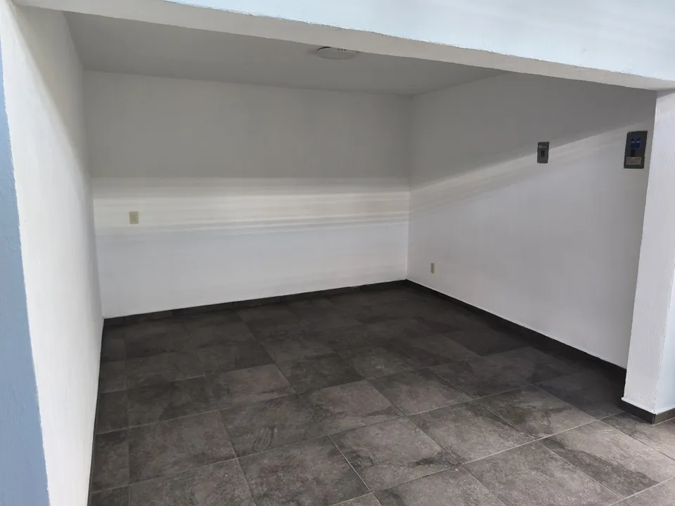 Foto 5 de CASA CON USO DE SUELO EN VENTA EN LOMAS DE ZAPOPAN